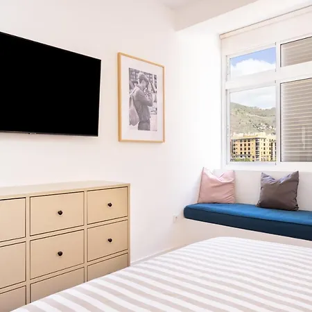 Home2book Urban Chic Sebastian Apartman