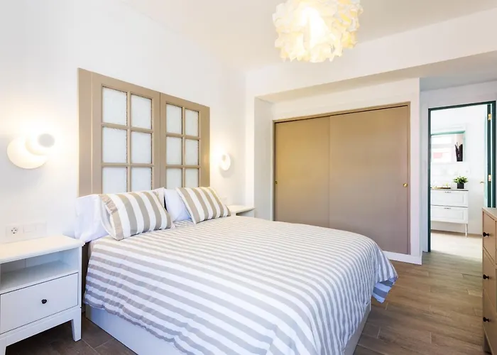 Apartman Home2book Urban Chic Sebastian