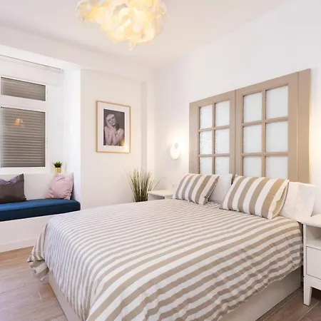 Home2book Urban Chic Sebastian Apartment Santa Cruz de Tenerife