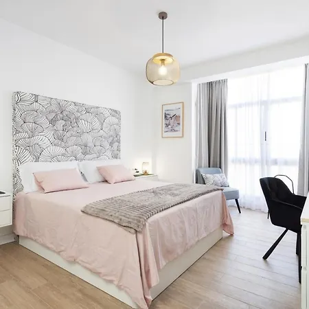 Home2book Urban Chic Sebastian Santa Cruz de Tenerife